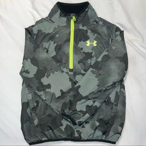 Boys Under Armour reversible fleece jacket